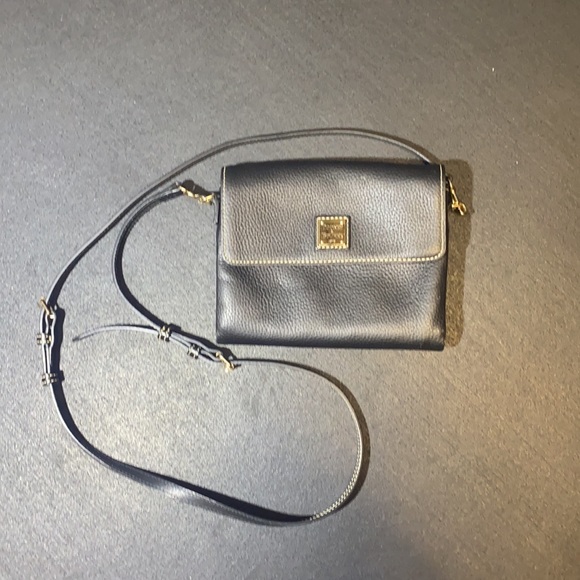 Dooney & Bourke Black Pebble Leather Crossbody GUC - Picture 2 of 13